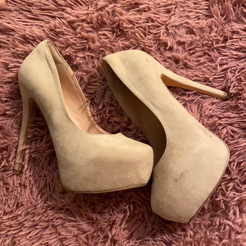 Nude/Suede color heels size 8 only wore once
